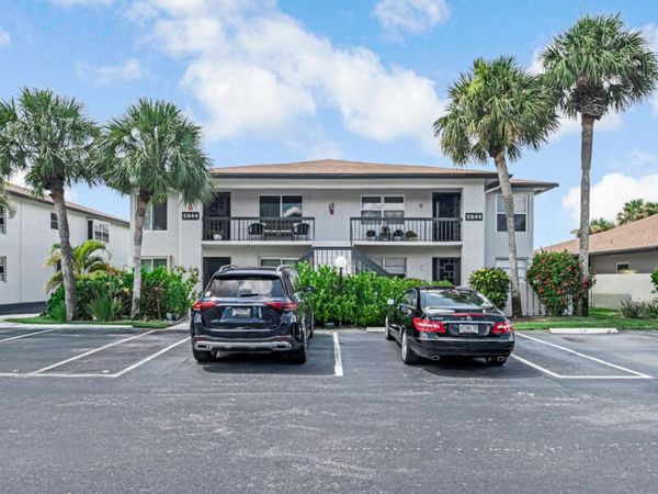 5844 Areca Palm Court, Unit C, Delray Beach, FL 33484