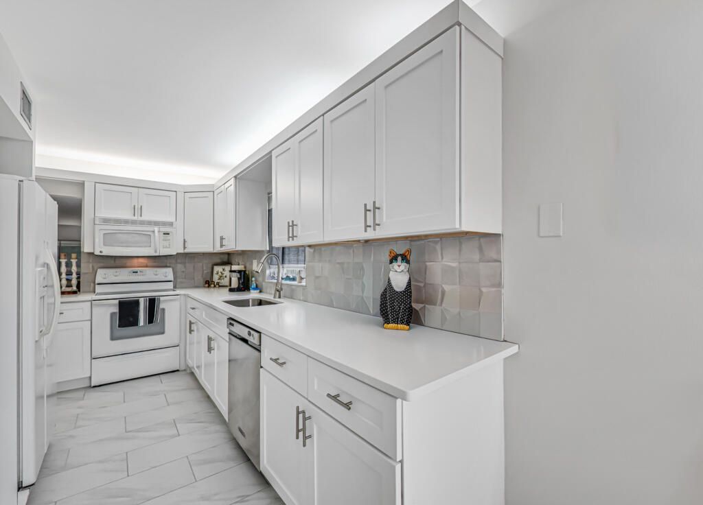 5844 Areca Palm Court, Unit C, Delray Beach, FL 33484 Photo