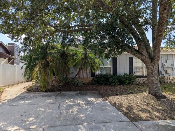 1209 MOHRLAKE DRIVE , BRANDON, FL 33511