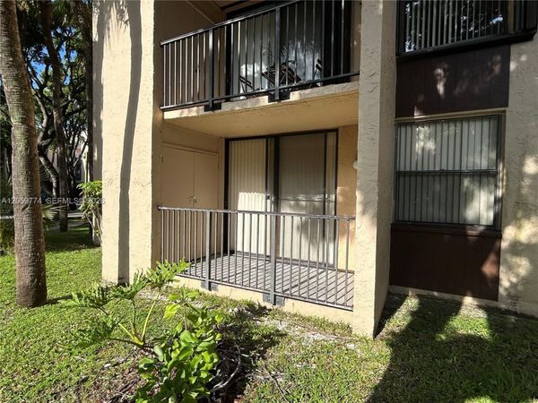 14301 N Kendall Dr , Unit 109B, Miami, FL 33186