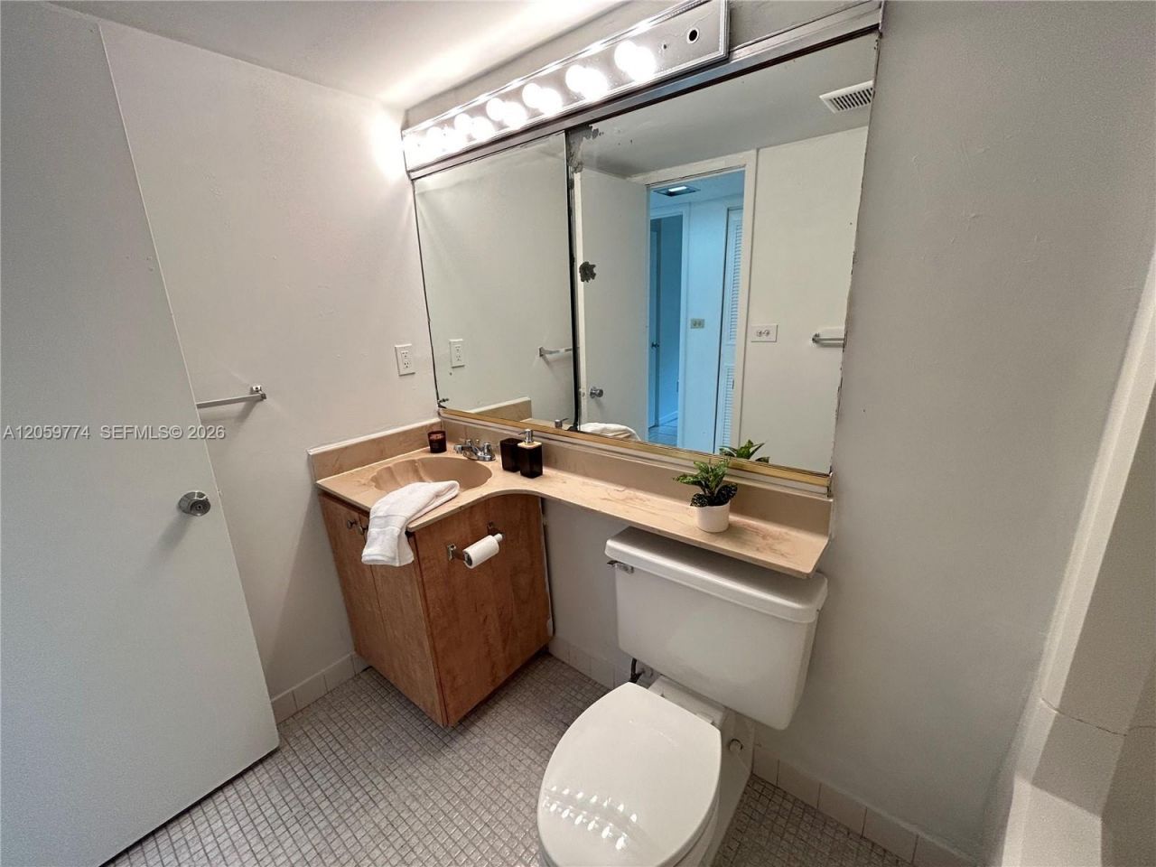 14301 N Kendall Dr, Unit 109B, Miami, FL 33186 Photo