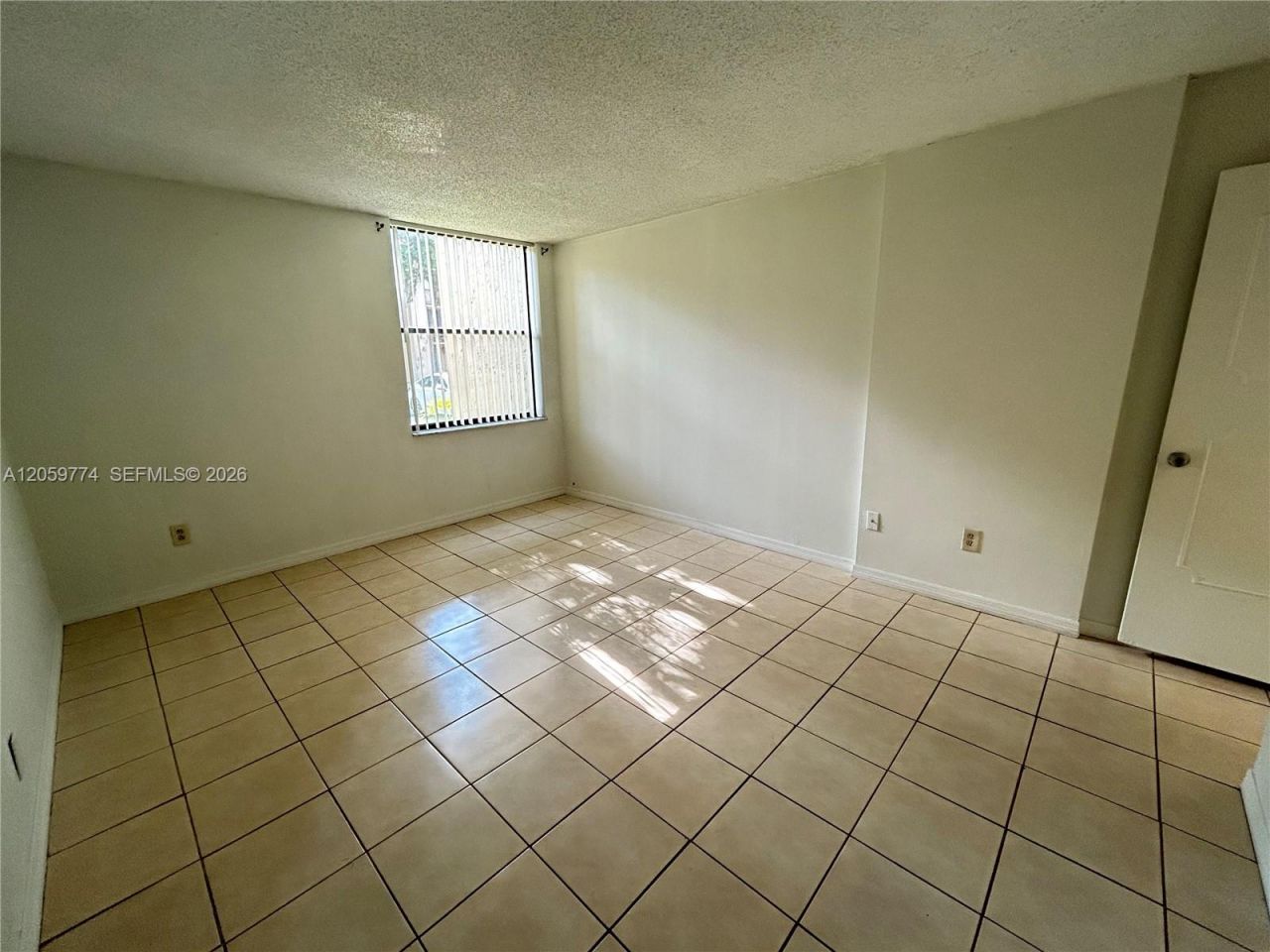 14301 N Kendall Dr, Unit 109B, Miami, FL 33186 Photo