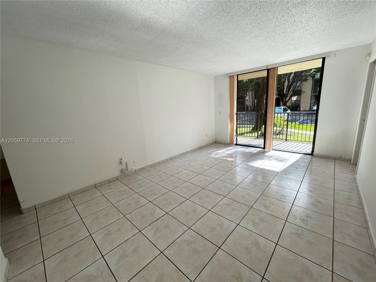 14301 N Kendall Dr, Unit 109B, Miami, FL 33186 Photo