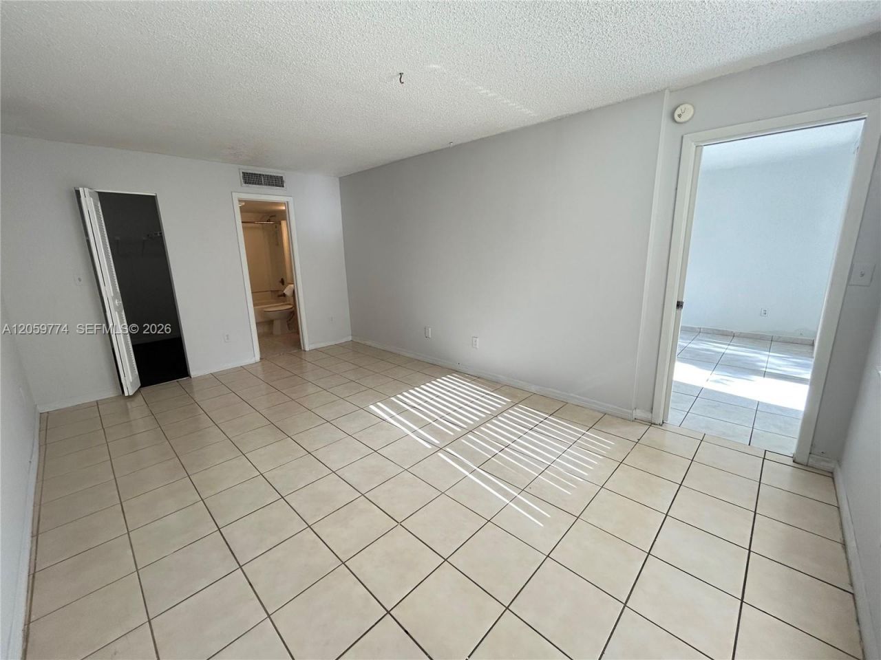 14301 N Kendall Dr, Unit 109B, Miami, FL 33186 Photo