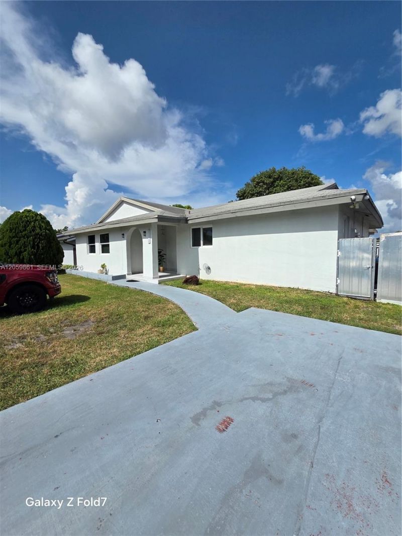 16884 SW 109th Ct, Miami, FL 33157 Photo