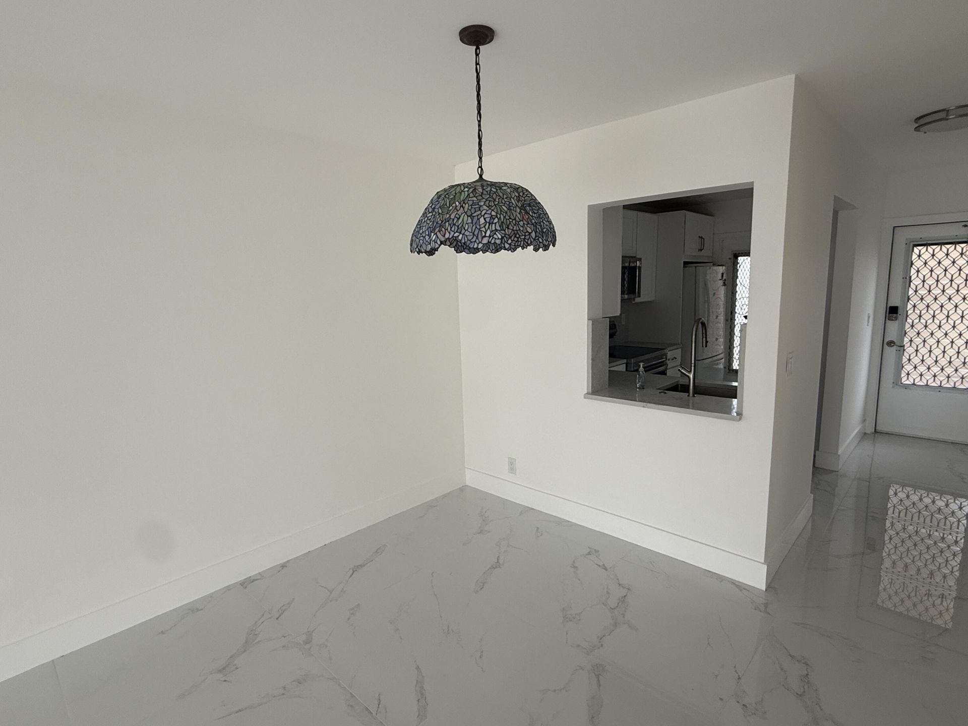460 Paradise Isle Boulevard, Unit 101, Hallandale Beach, FL 33009 Photo