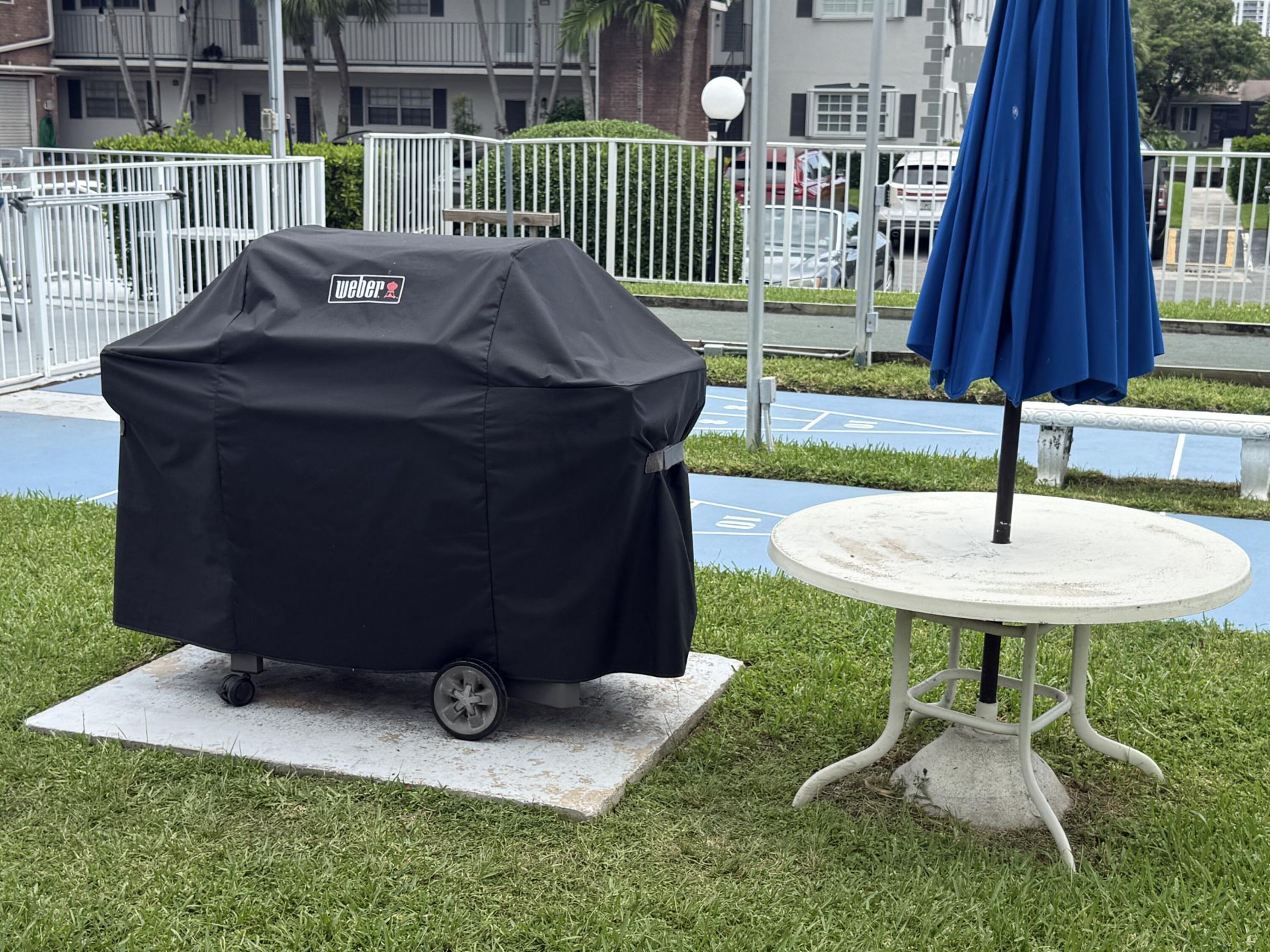 460 Paradise Isle Boulevard, Unit 101, Hallandale Beach, FL 33009 Photo