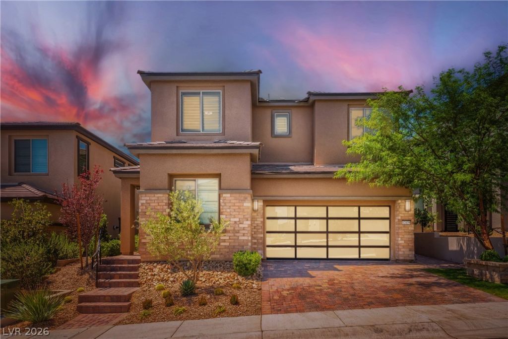12439 Iron Bluff Avenue , Las Vegas, NV 89138