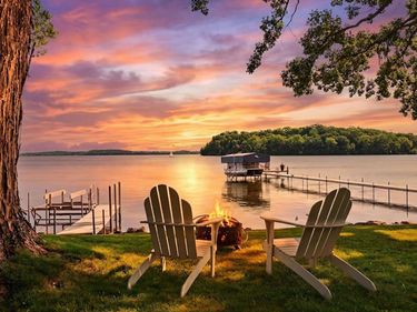 12 Point Drive, Waconia, MN 55387
