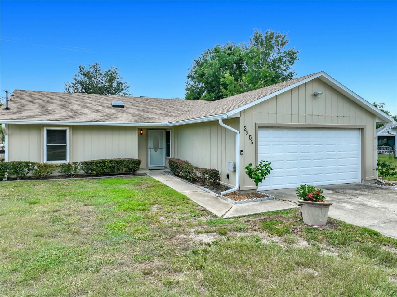 2255 Croat Street , Mount Dora, FL 32757 Photo