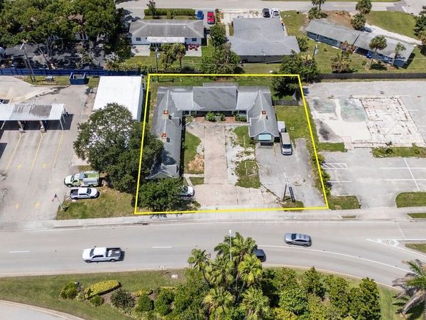 830 21st Street, Vero Beach, FL 32960
