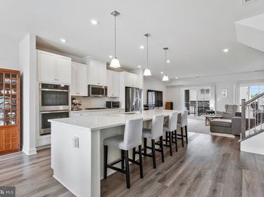 14057 SUNRISE VALLEY DRIVE, Unit 9B, HERNDON, VA 20171