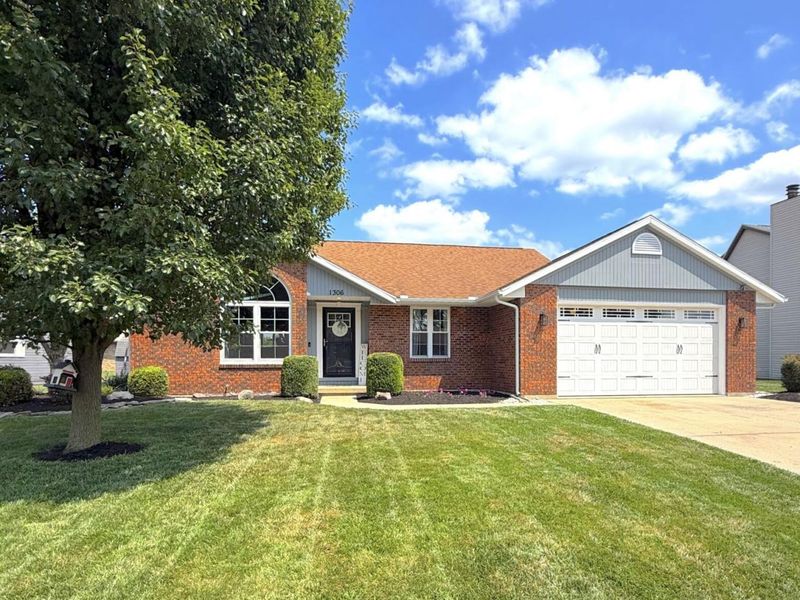 1306 Oakview Drive, Saint Marys, OH 45885 Photo 1