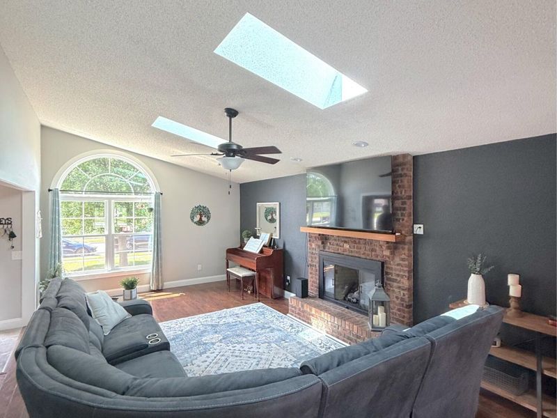 1306 Oakview Drive, Saint Marys, OH 45885 Photo 4