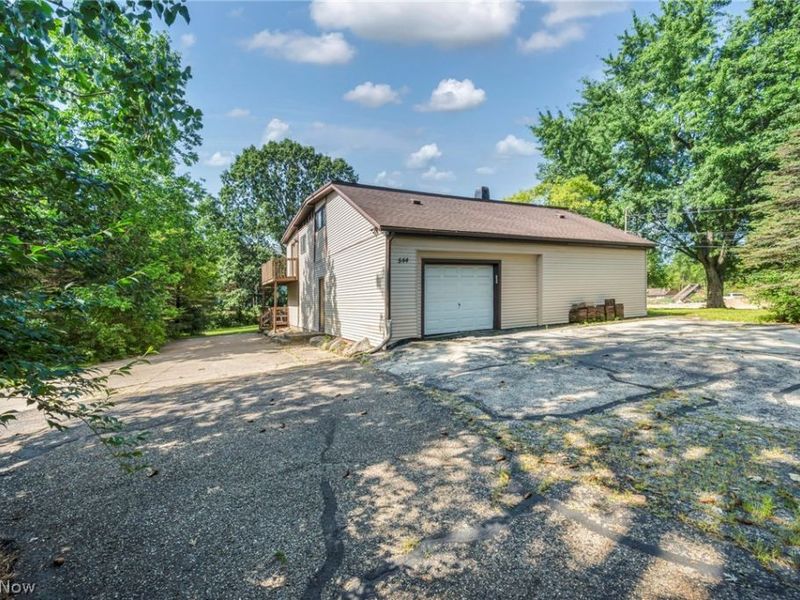544 E Steels Corners Road, Stow, OH 44224 Photo 2