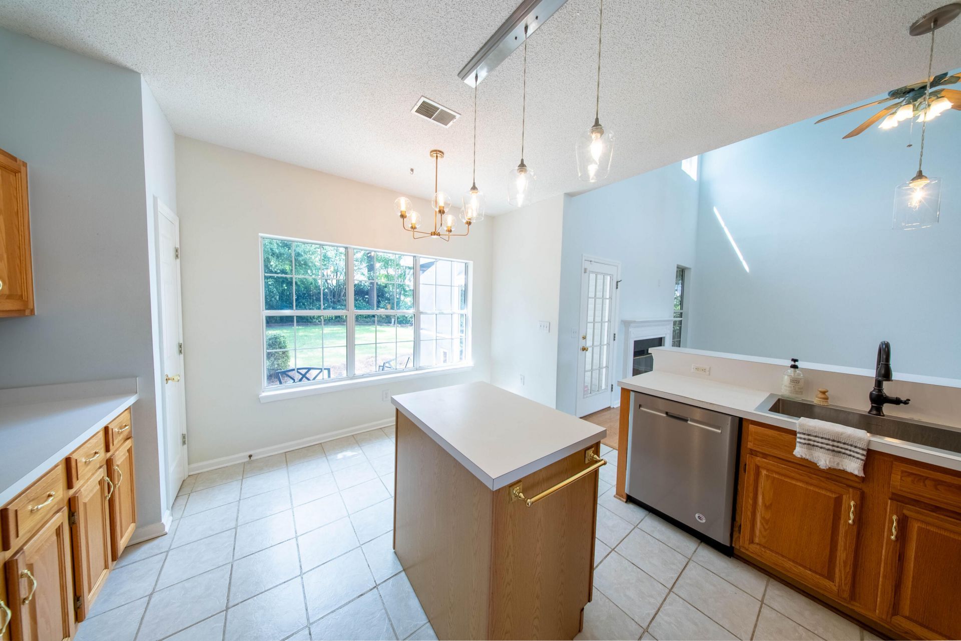320 Old South Way Photo 16