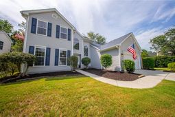 320 Old South Way photo 4