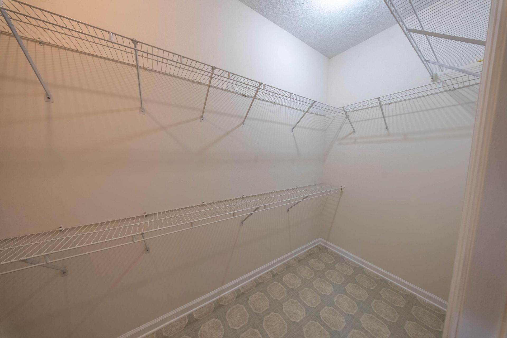 320 Old South Way Photo 26