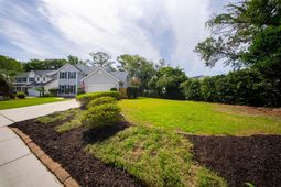 320 Old South Way photo 4