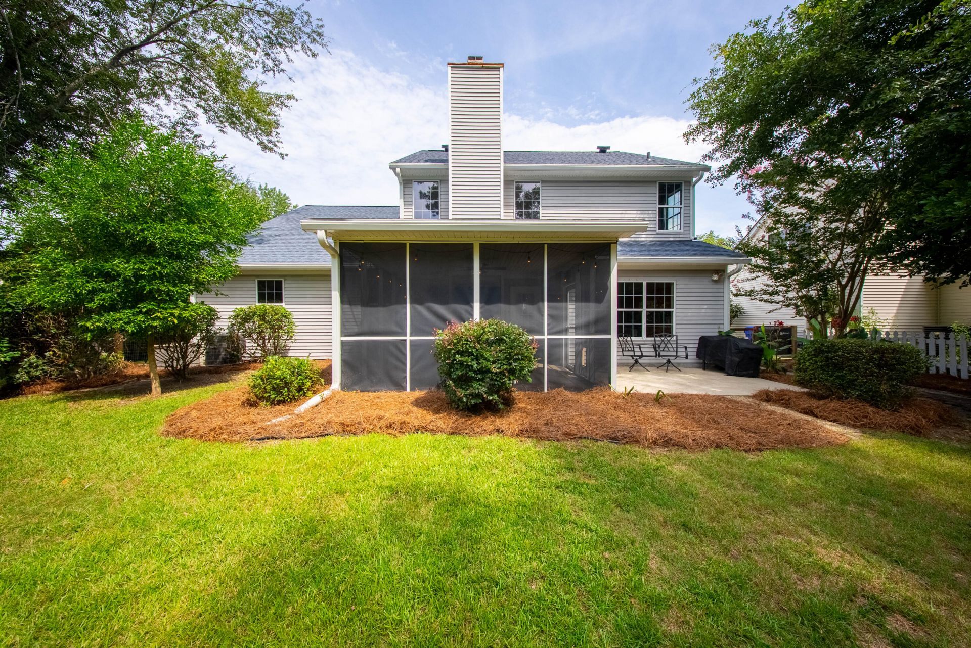 320 Old South Way Photo 4