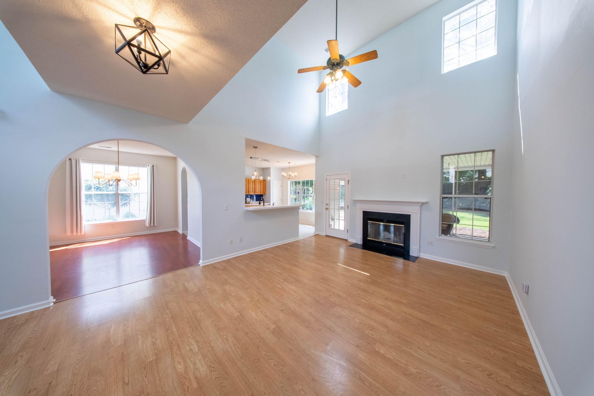 320 Old South Way Photo 9