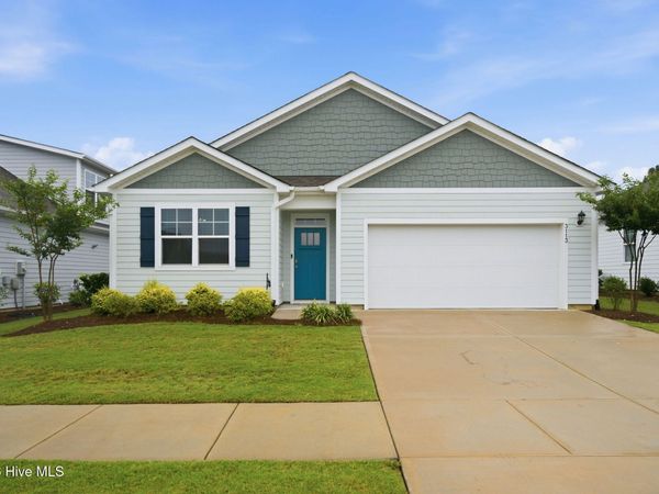 3113 Lochgreen Circle, Leland, NC 28451