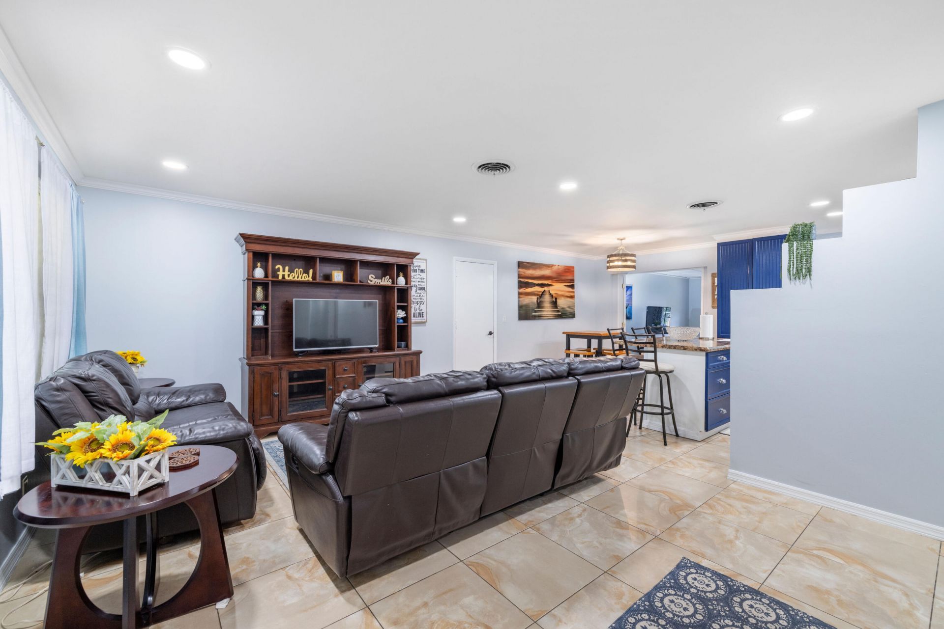336 S Chillingworth Drive, West Palm Beach, FL 33409 Photo