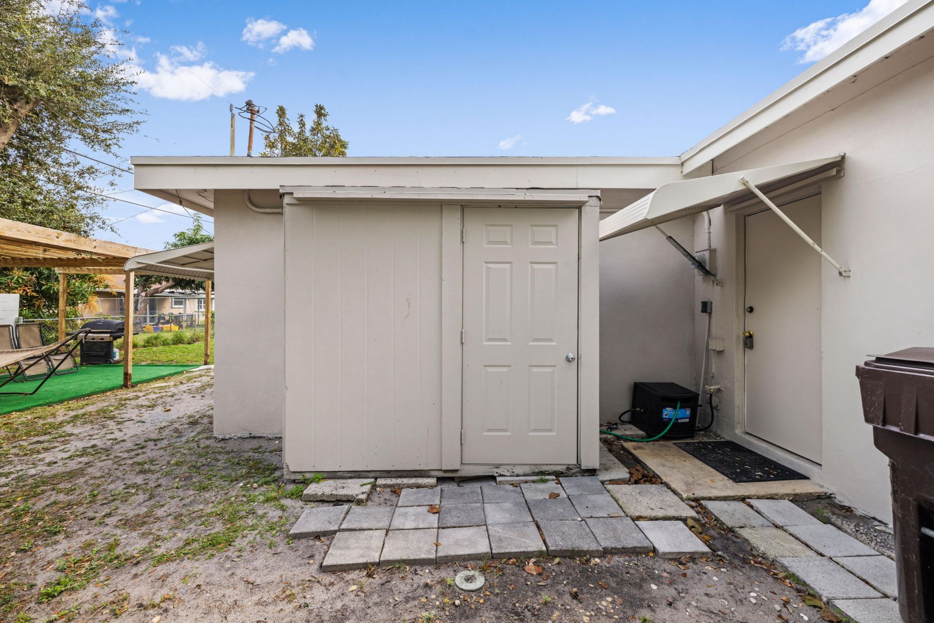 336 S Chillingworth Drive, West Palm Beach, FL 33409 Photo