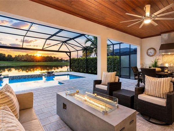 9577 Everglades DR , NAPLES, FL 34120