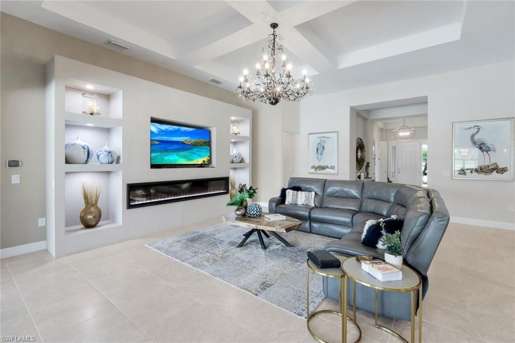 9577 Everglades Dr, Naples, FL 34120 Photo