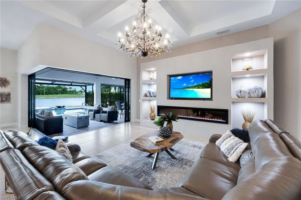 9577 Everglades Dr, Naples, FL 34120 Photo