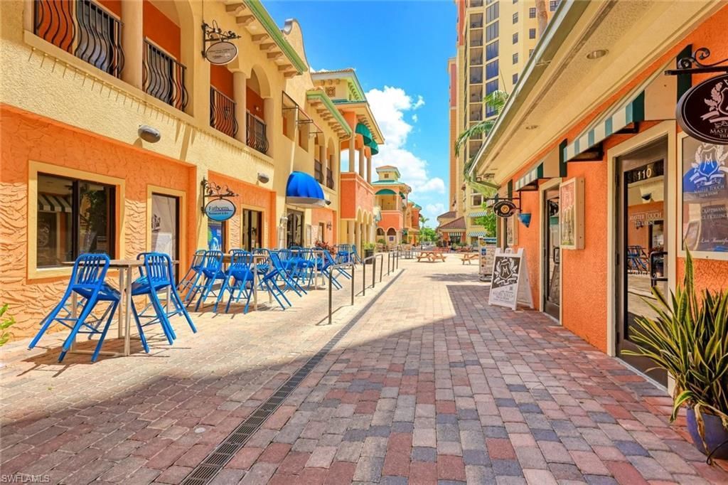 5781 Cape Harbour Dr, Unit 810, Cape Coral, FL 33914 Photo