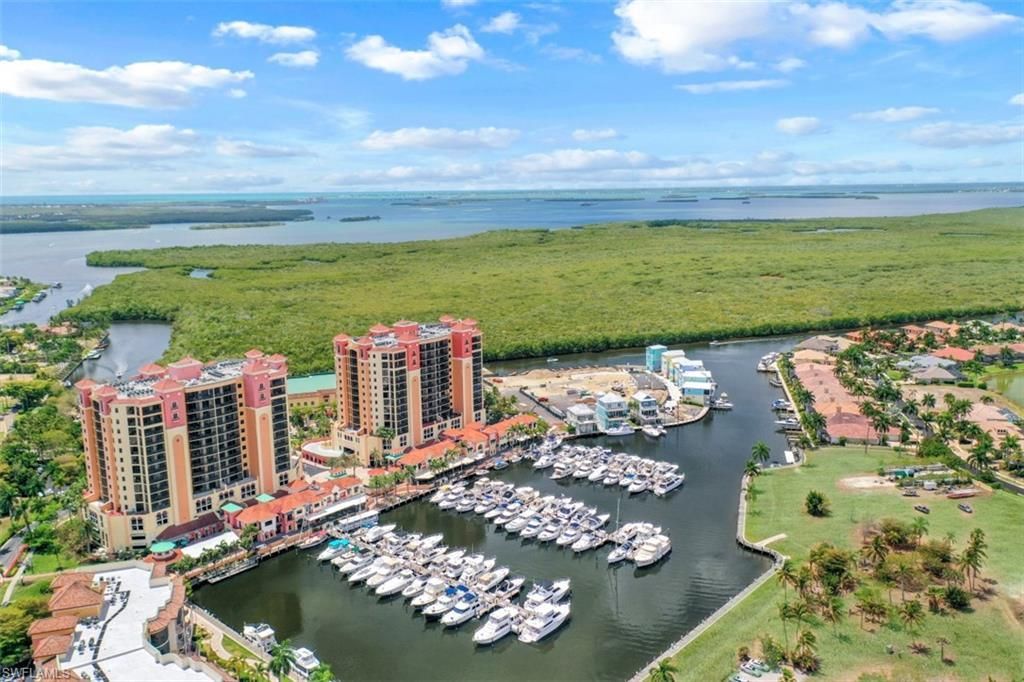 5781 Cape Harbour Dr, Unit 810, Cape Coral, FL 33914 Photo