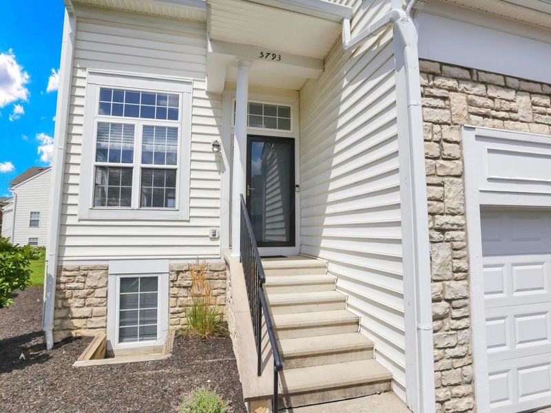 5793 Stallion Drive, Unit 6, New Albany, OH 43054 Photo 7
