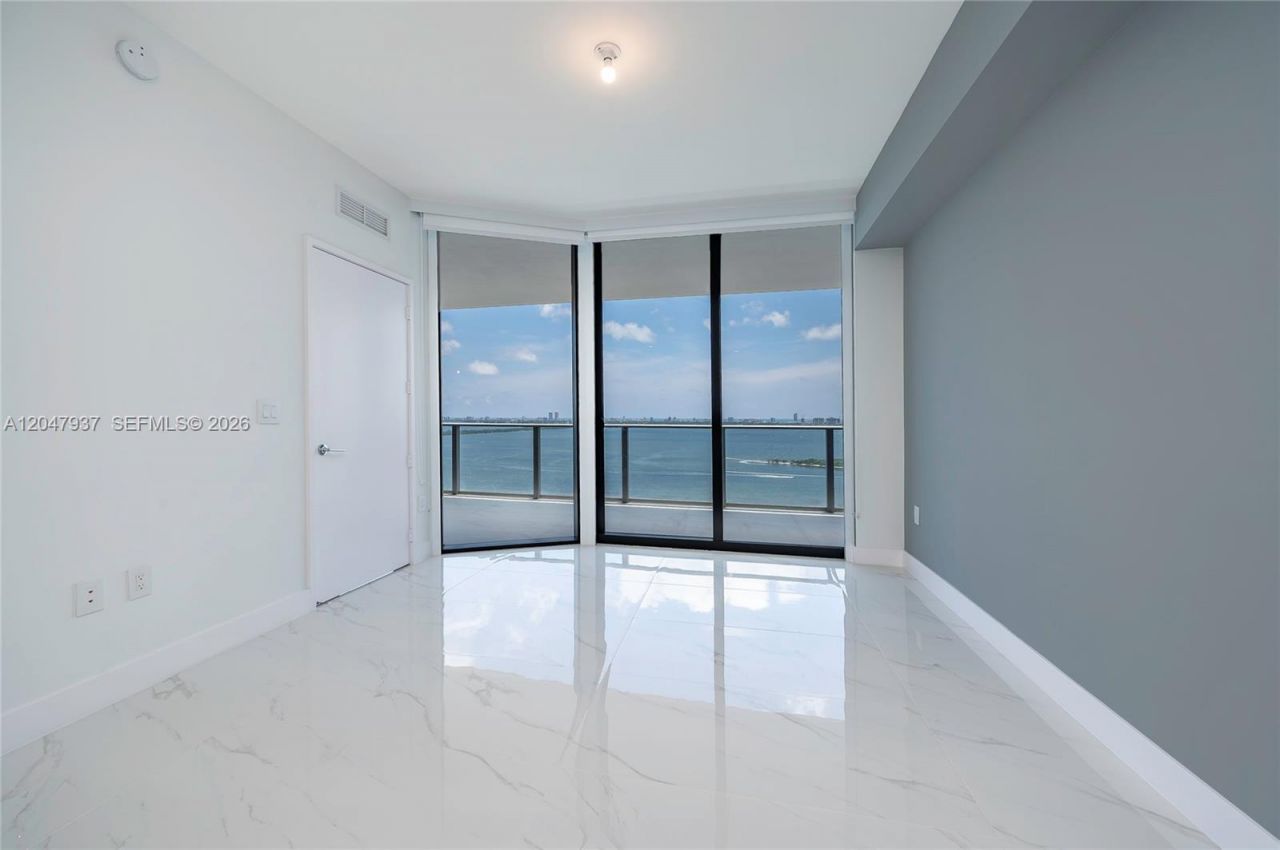 700 NE 24th St, Unit 2502, Miami, FL 33137 Photo