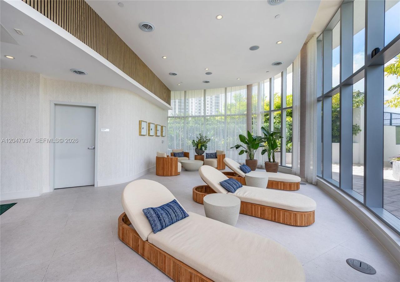 700 NE 24th St, Unit 2502, Miami, FL 33137 Photo