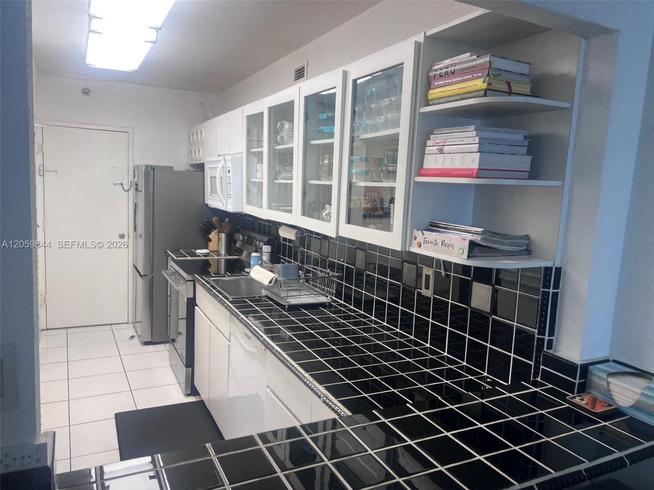 100 Lincoln Rd , Unit 537, Miami Beach, FL 33139 Photo