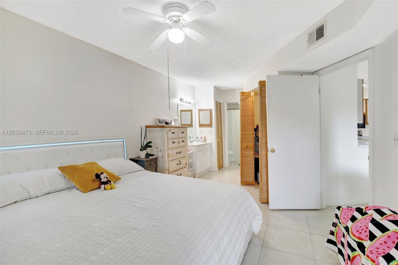 9999 Summerbreeze Dr, Unit 808, Sunrise, FL 33322 Photo