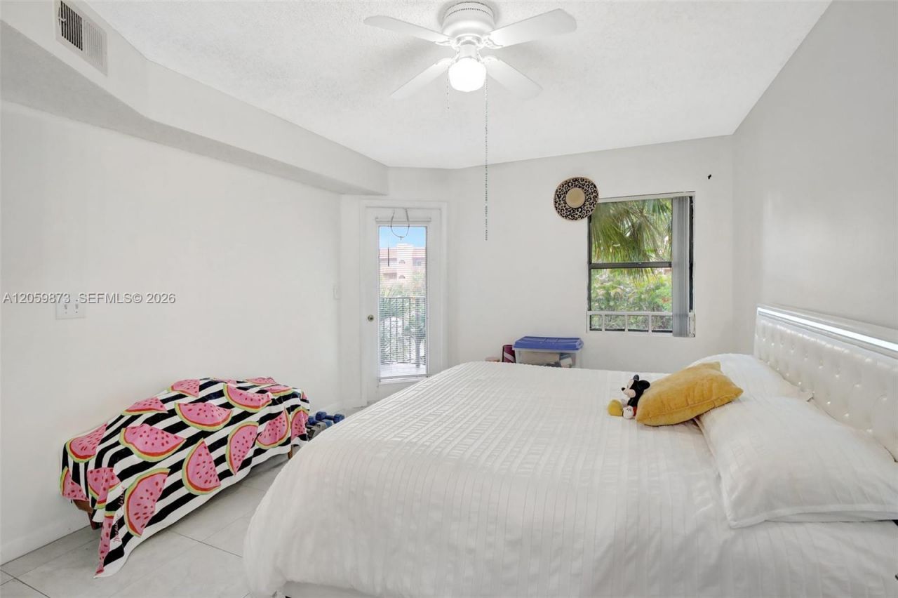 9999 Summerbreeze Dr, Unit 808, Sunrise, FL 33322 Photo