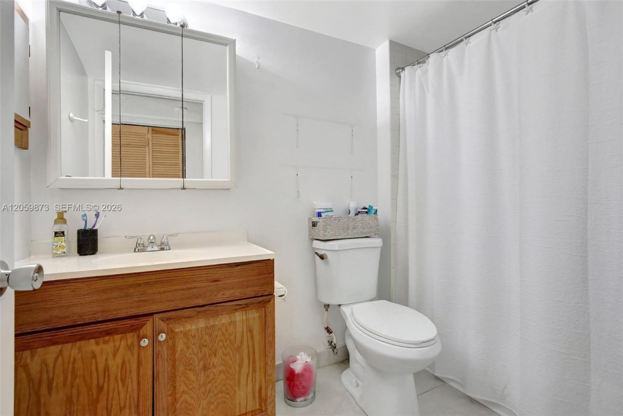 9999 Summerbreeze Dr, Unit 808, Sunrise, FL 33322 Photo