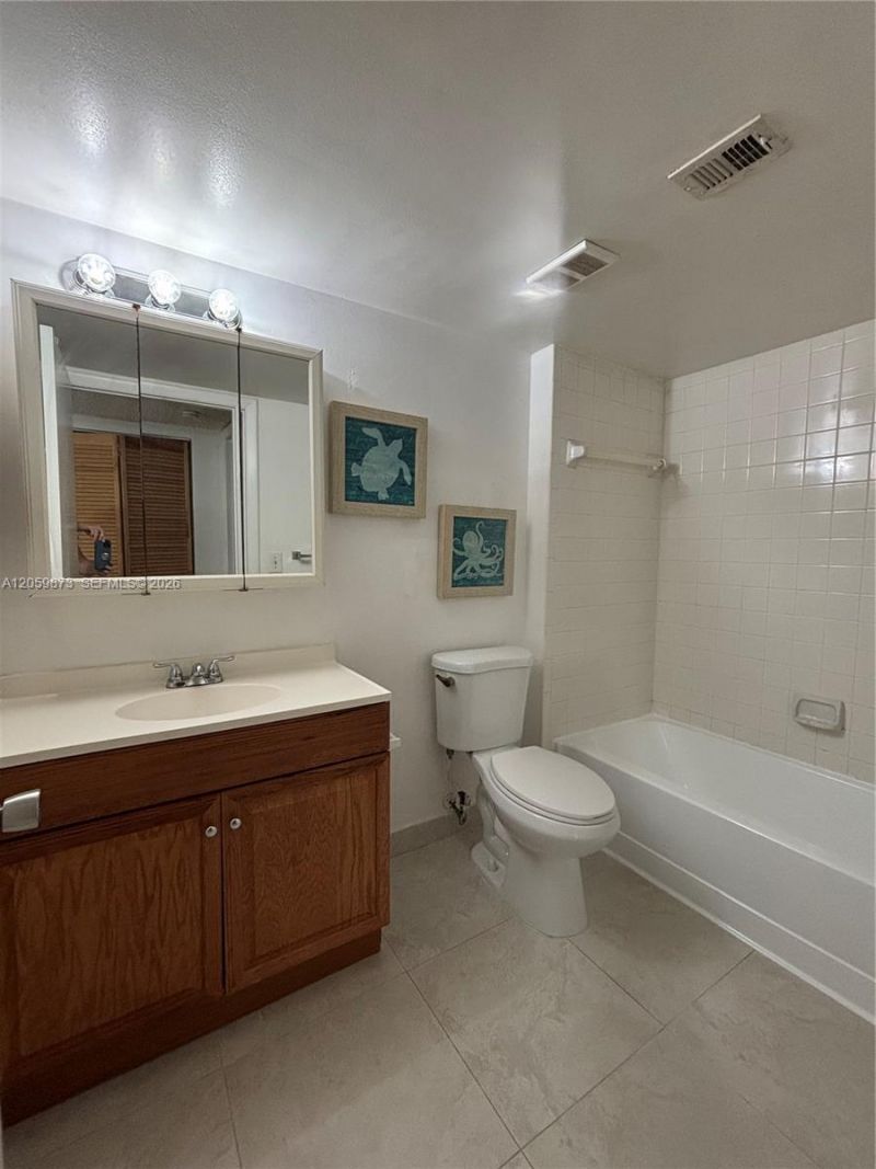 9999 Summerbreeze Dr, Unit 808, Sunrise, FL 33322 Photo