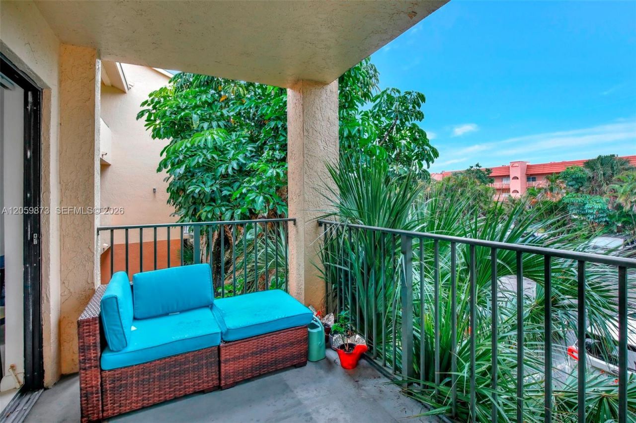9999 Summerbreeze Dr, Unit 808, Sunrise, FL 33322 Photo