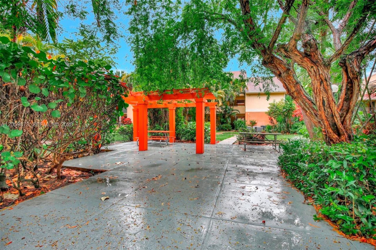 9999 Summerbreeze Dr, Unit 808, Sunrise, FL 33322 Photo