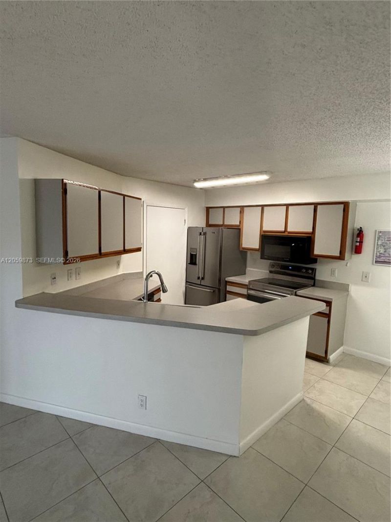 9999 Summerbreeze Dr, Unit 808, Sunrise, FL 33322 Photo