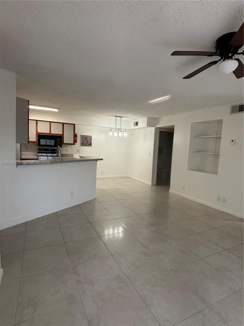 9999 Summerbreeze Dr, Unit 808, Sunrise, FL 33322 Photo