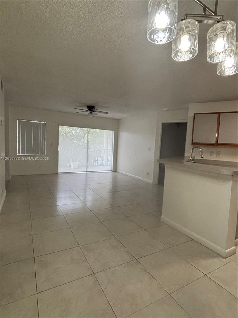 9999 Summerbreeze Dr, Unit 808, Sunrise, FL 33322 Photo