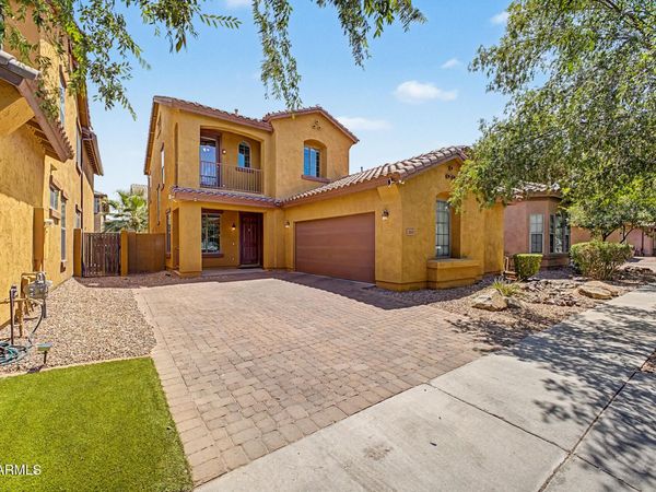 3859 E FAIRVIEW Street, Gilbert, AZ 85295