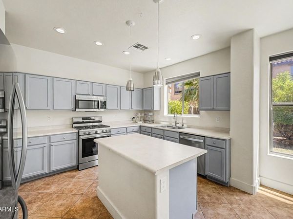 3859 E FAIRVIEW Street, Gilbert, AZ 85295