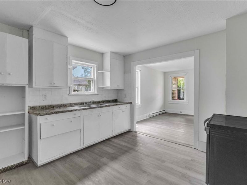 7408 Wentworth Avenue, Cleveland, OH 44102 Photo 10