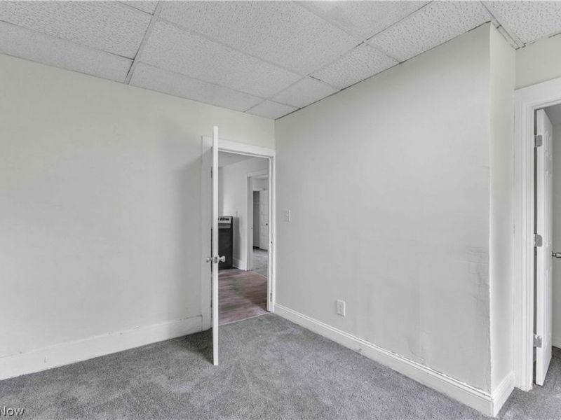 7408 Wentworth Avenue, Cleveland, OH 44102 Photo 13